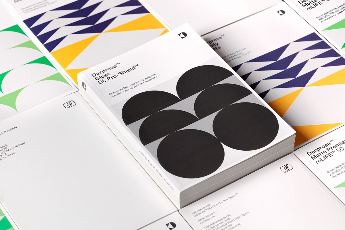 Example of graphic design trends - modular geo design on a packaging, close up