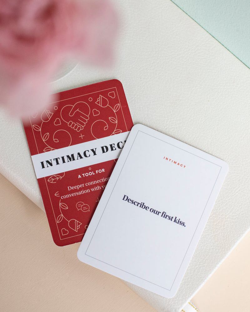 Ideas for last minute Valentine’s Day gifts – card game for couples
