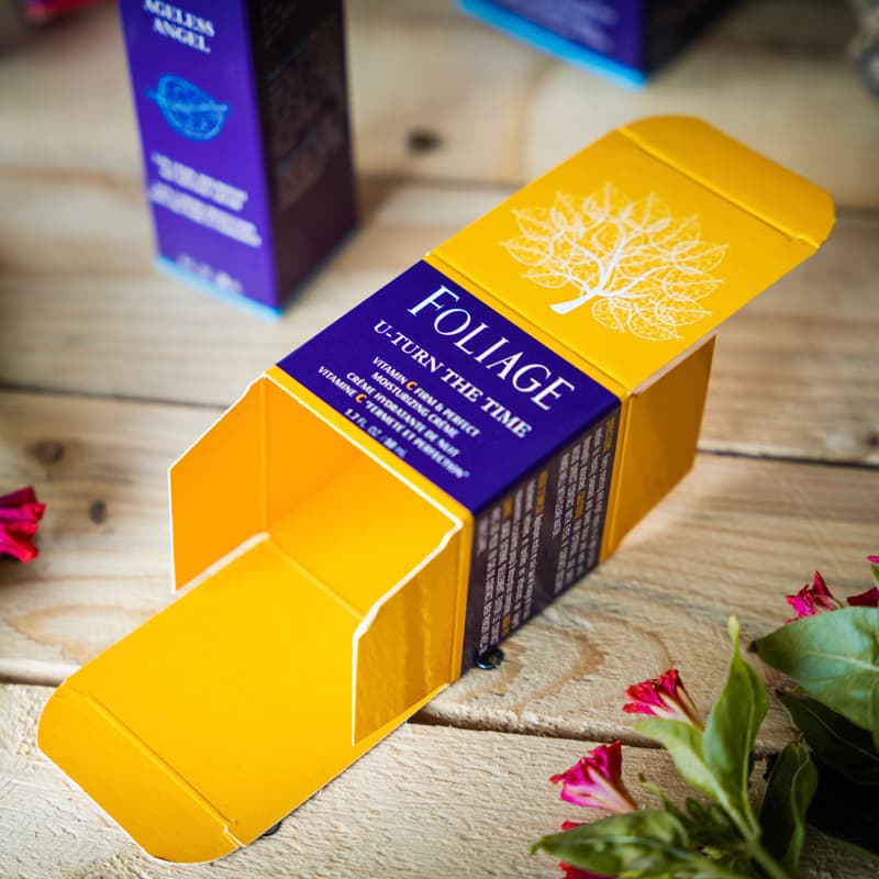 Reverse tuck end boxes